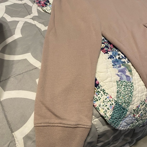 Hollister Hoodie - Picture 5 of 8